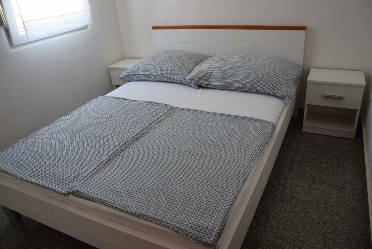 Apartmani Diana Medulin Exteriör bild