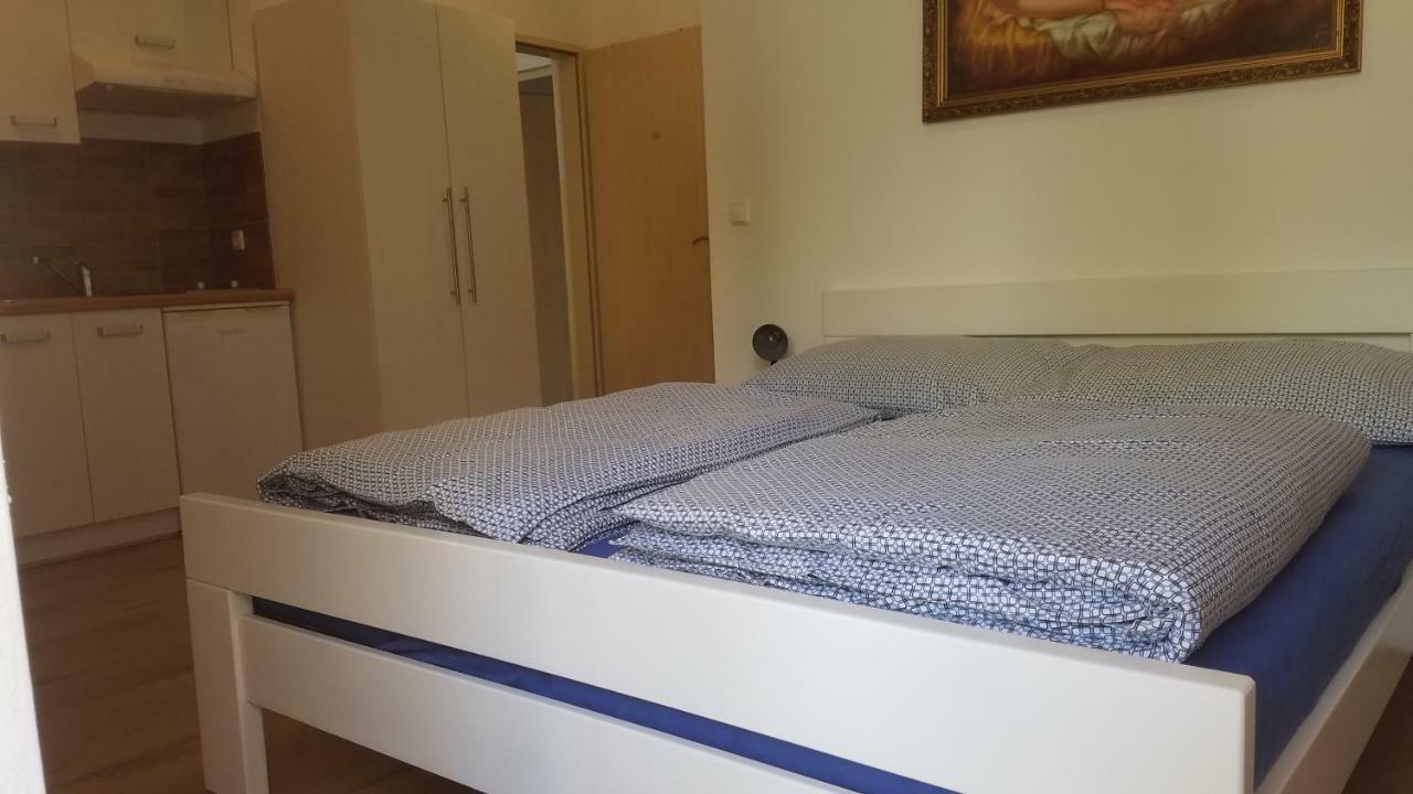 Apartmani Diana Medulin Exteriör bild