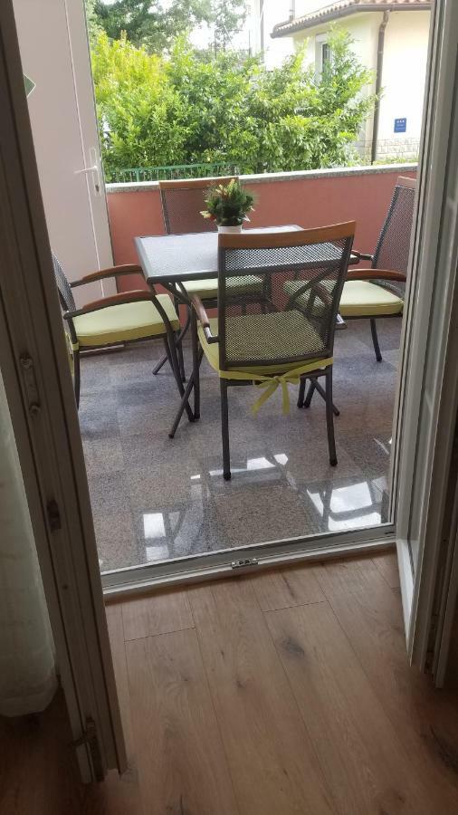 Apartmani Diana Medulin Exteriör bild